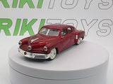 Tucker Tucker Road Signature 1/43 Rosso 1948 - RikiToys - Road Signature