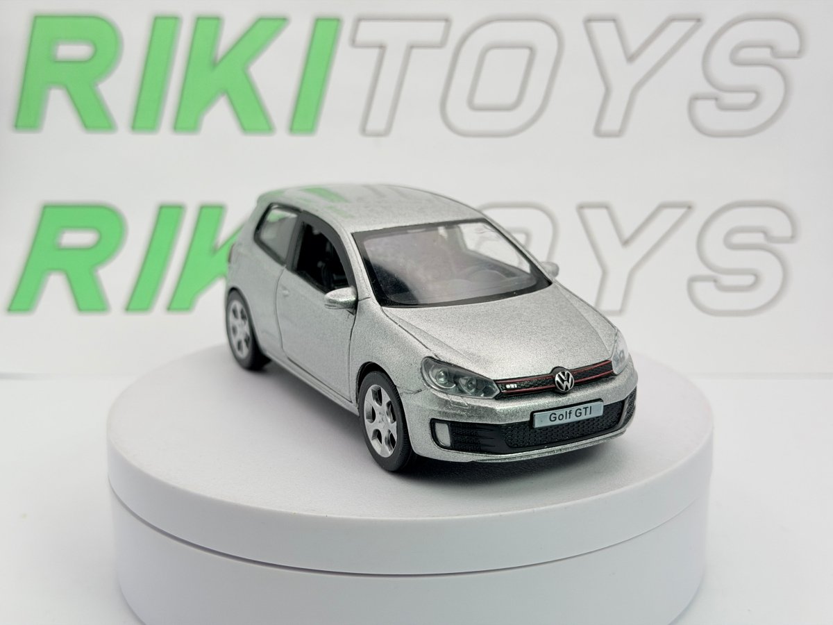 Volkswagen Golf 5 GTI RMZ City 1/38 Argento 2003 - RikiToys - RMZ City