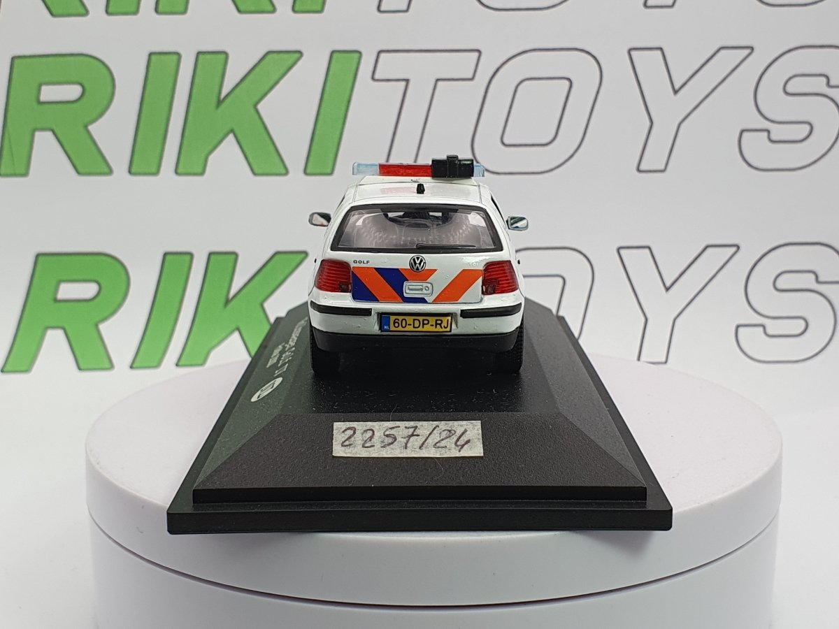 Volkswagen Golf IV Edicola 1/43 Bianco 2000 - RikiToys - Edicola