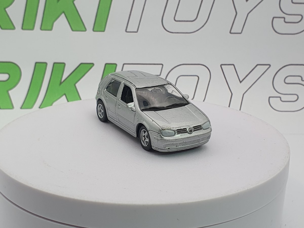 Volkswagen Golf IV Welly 1/60 Argento 1997 - RikiToys - Welly