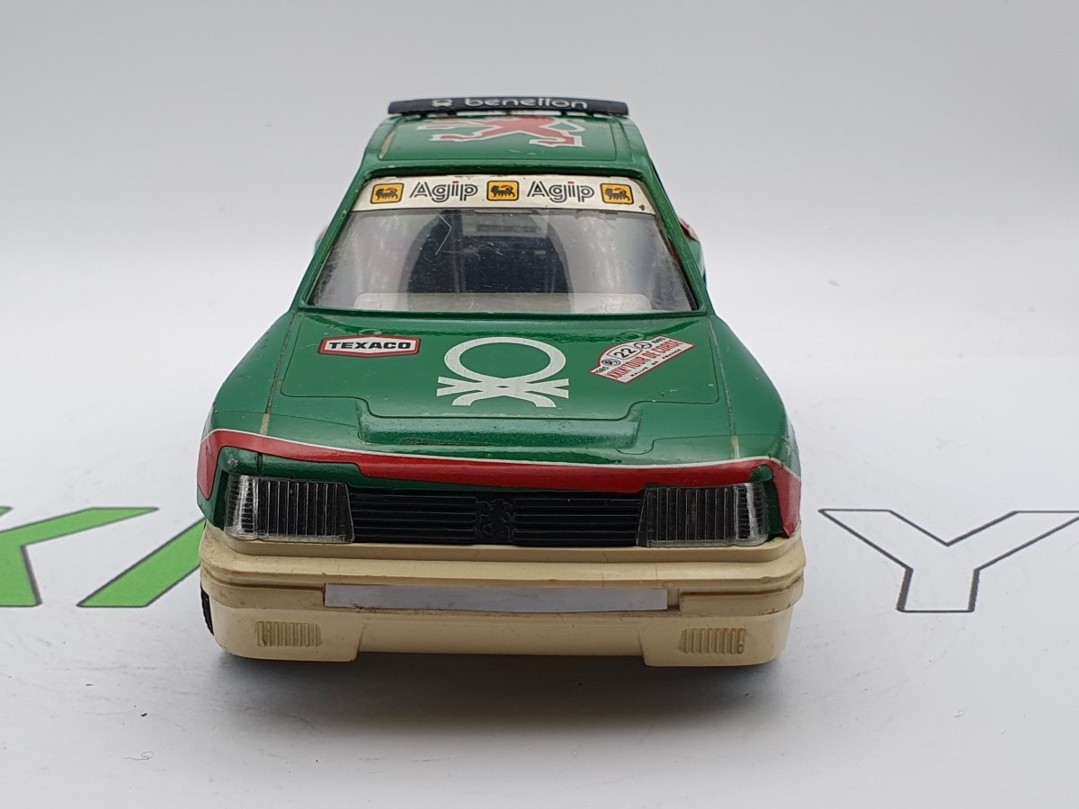 Peugeot 205 Turbo T16 Benetton Burago 1/25 - RikiToys - Burago#